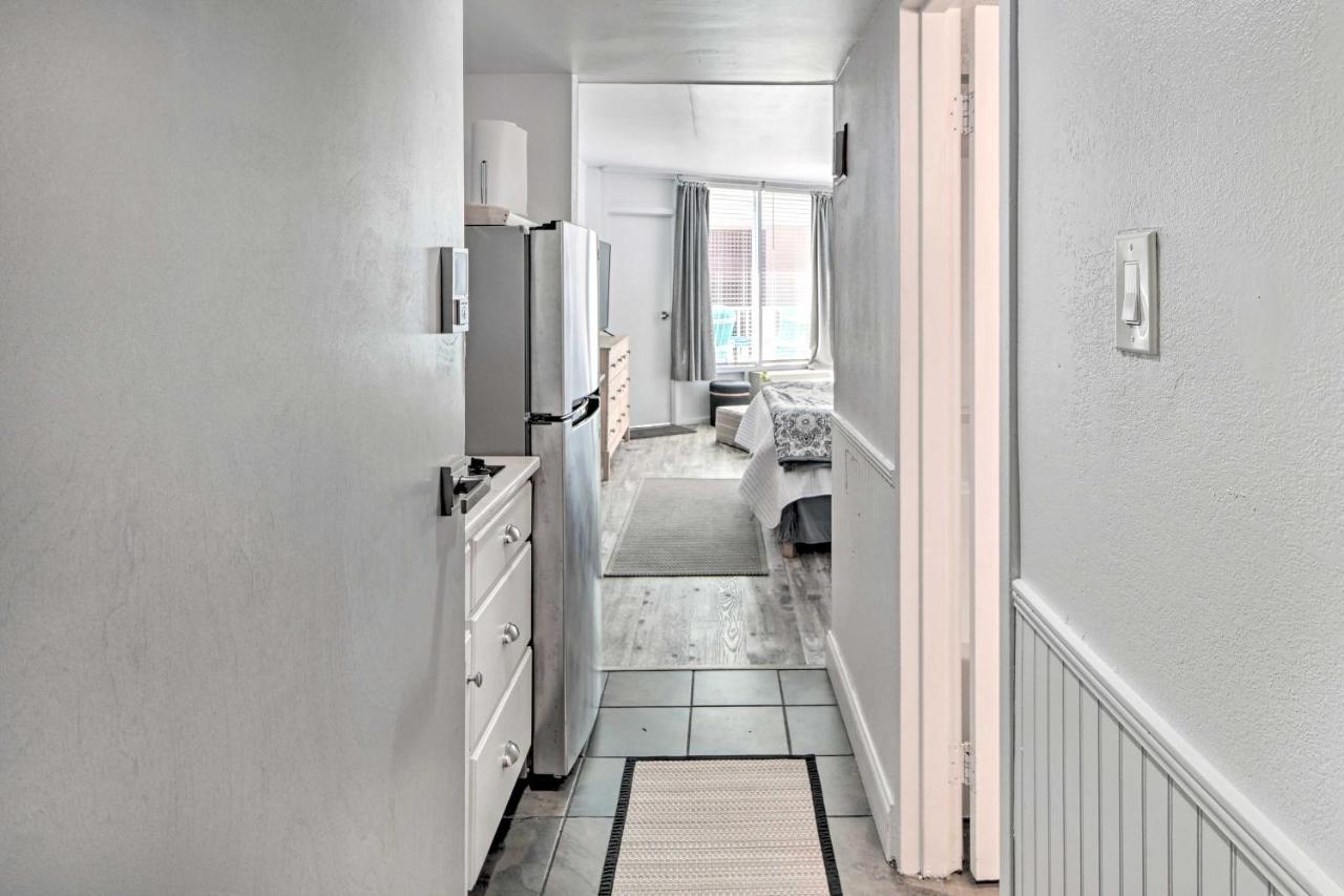 Beachfront Condo In Myrtle Beach With Pool Access 외부 사진