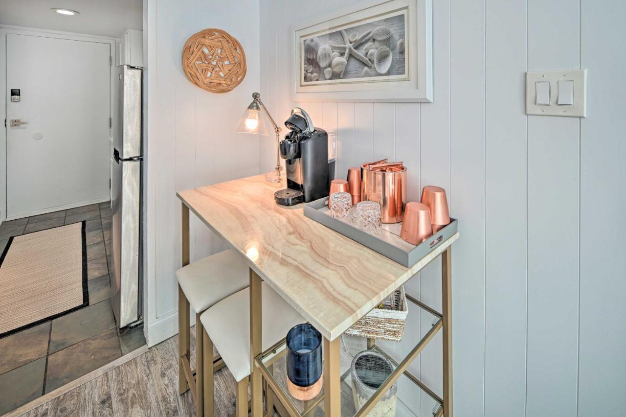Beachfront Condo In Myrtle Beach With Pool Access 외부 사진